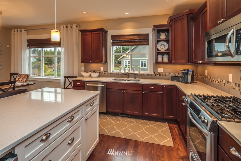1374 Pearl Loop Lynden, WA 98264 - Photo 12 of 24 Gallery Image 12