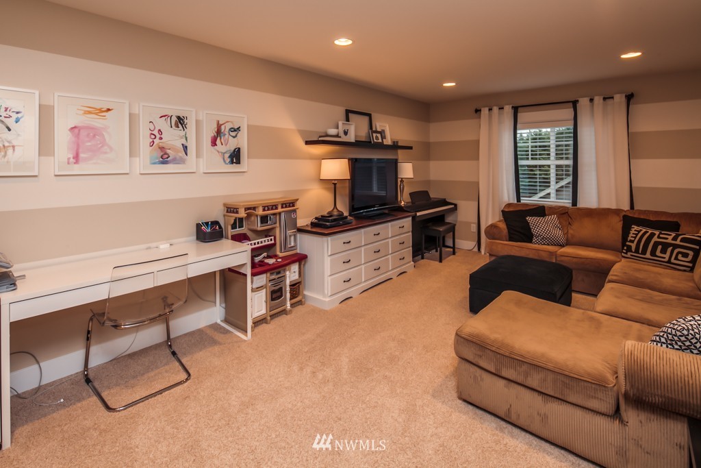 1374 Pearl Loop Lynden, WA 98264 - Photo 15 of 24 Gallery Image 15
