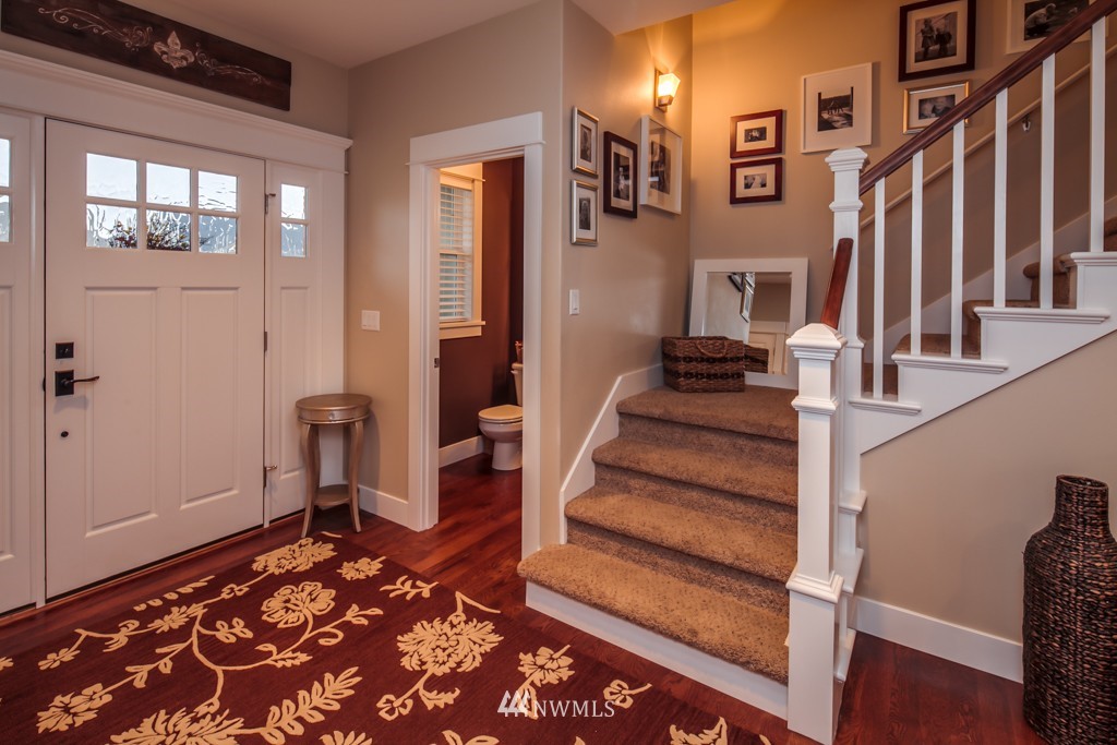 1374 Pearl Loop Lynden, WA 98264 - Photo 3 of 24 Gallery Image 3