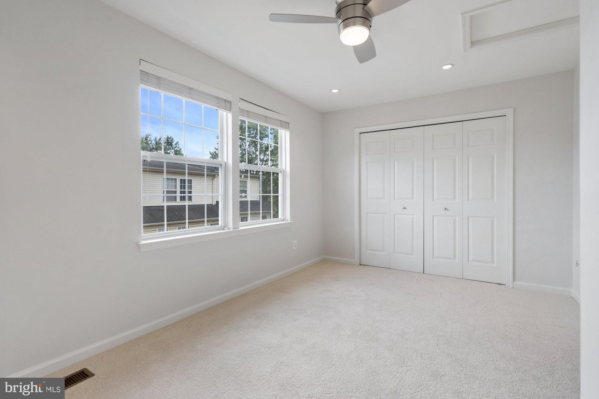 2706 Manhattan Place Vienna, VA 22180 - Photo 26 of 44