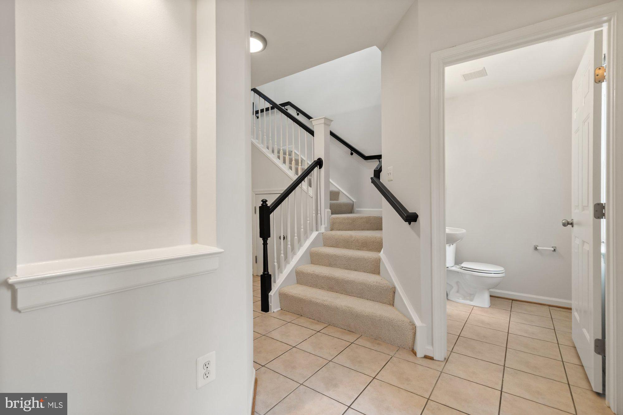 2706 Manhattan Place Vienna, VA 22180 - Photo 29 of 44