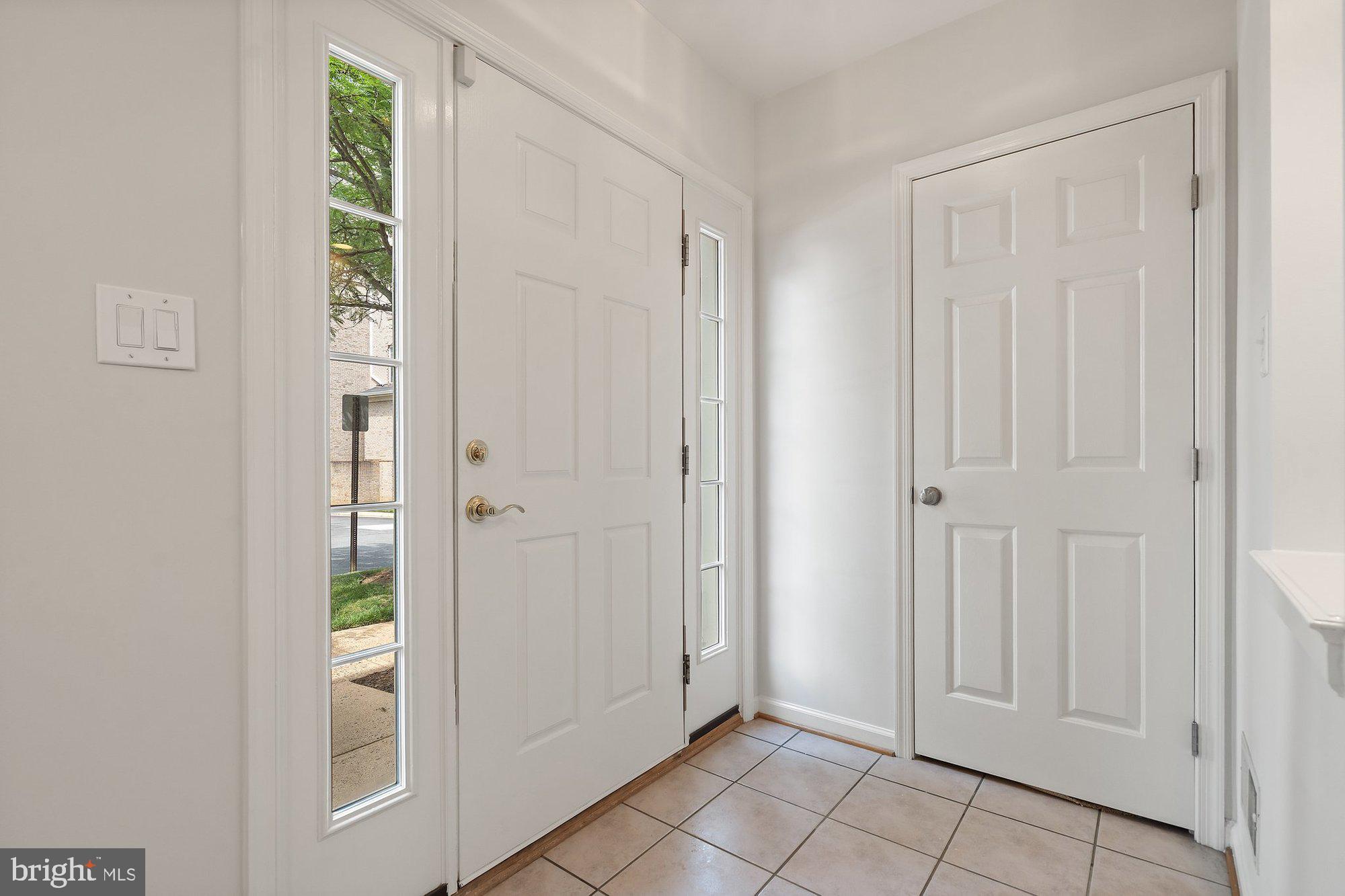 2706 Manhattan Place Vienna, VA 22180 - Photo 6 of 44