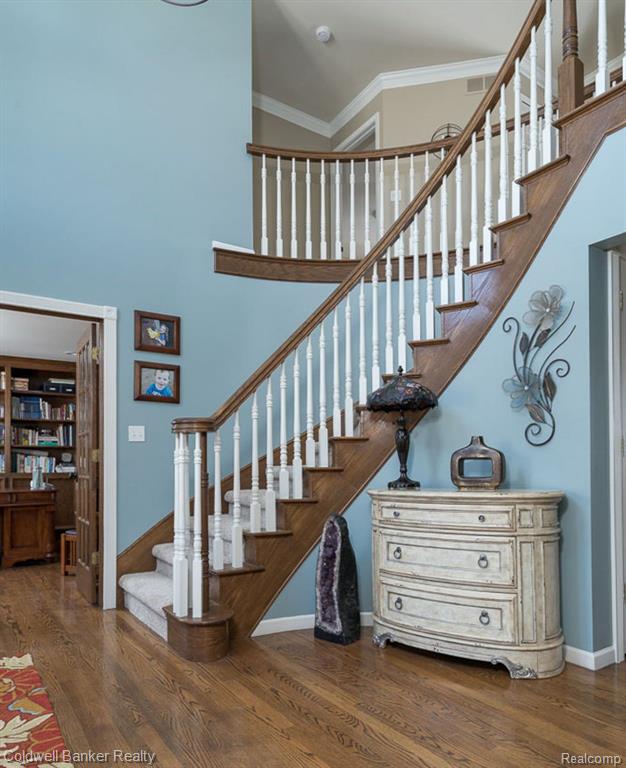 1287 Muirwood Court Rochester Hills, MI 48306 - Photo 2 of 44