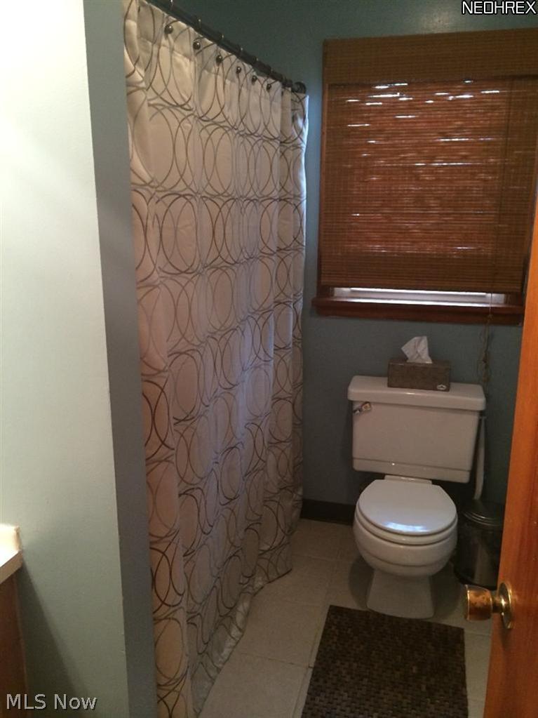 2123 Price Road Hubbard, OH 44425 - Photo 6 of 17 Gallery Image 6