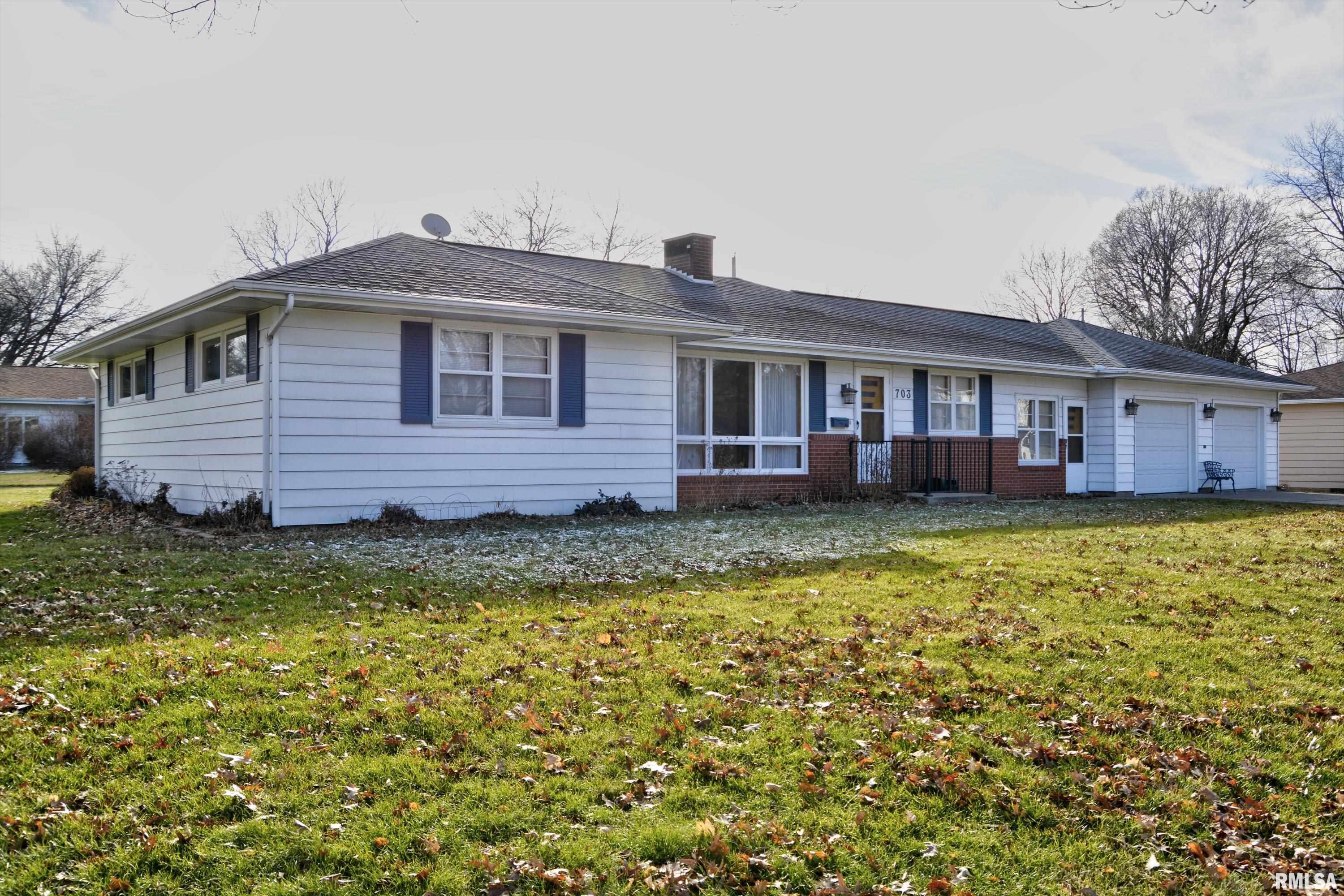 703 East Franklin Street Macomb, IL 61455 - Photo 1 of 24