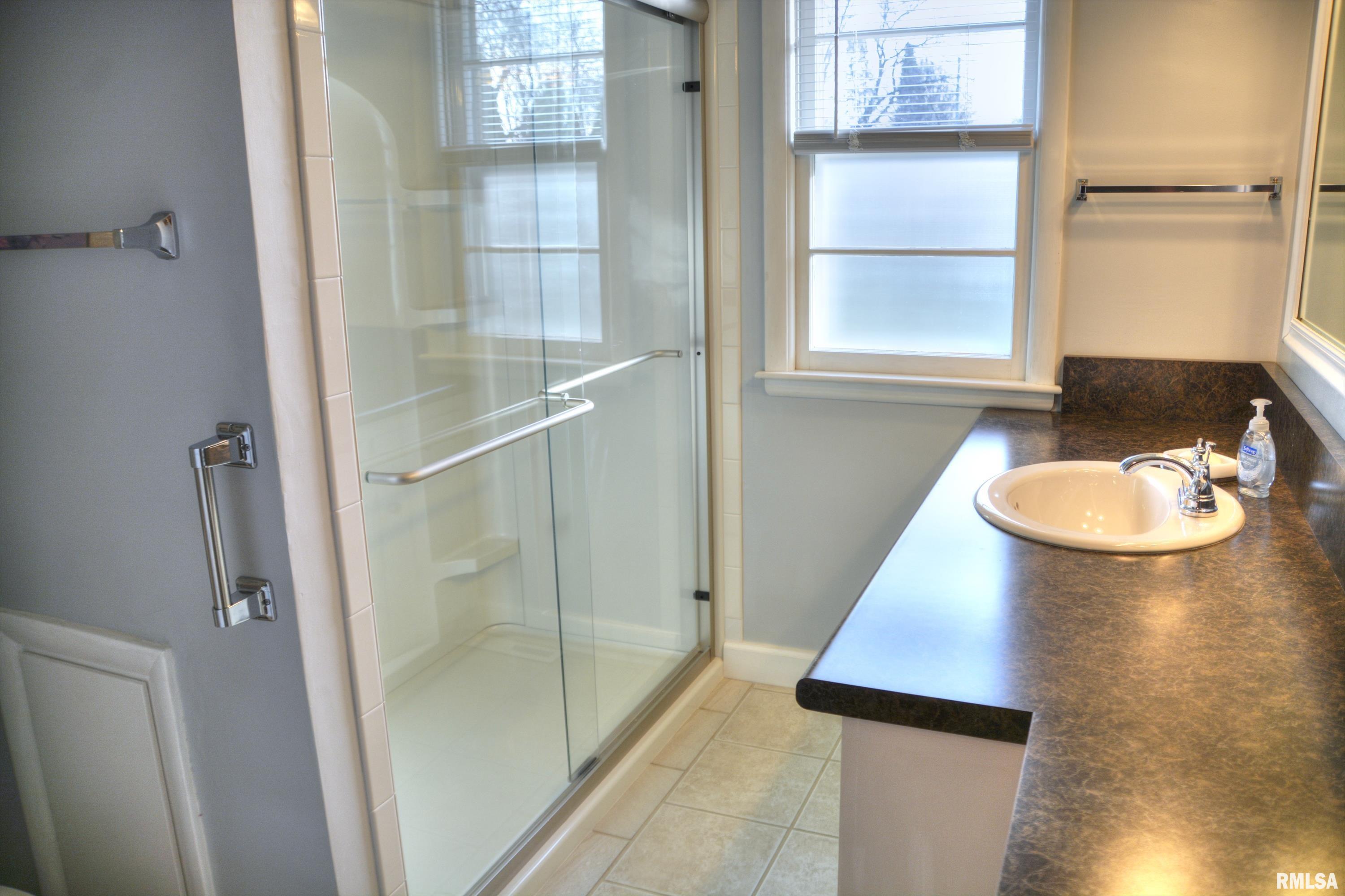 703 East Franklin Street Macomb, IL 61455 - Photo 14 of 25