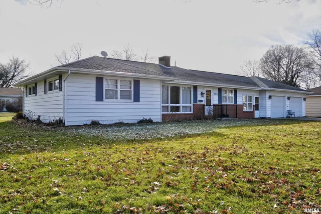 703 East Franklin Street, Macomb, IL 61455