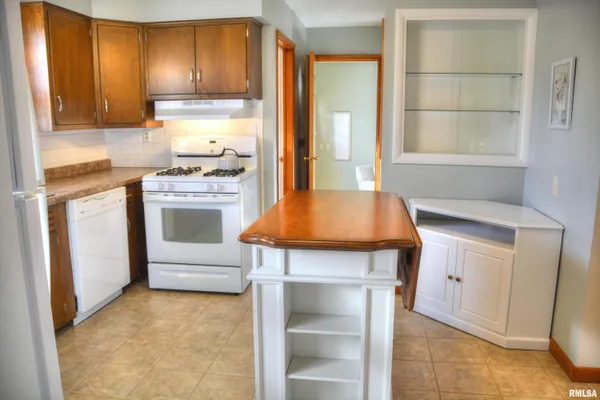 $195,000 | 703 East Franklin Street, Macomb, IL 61455