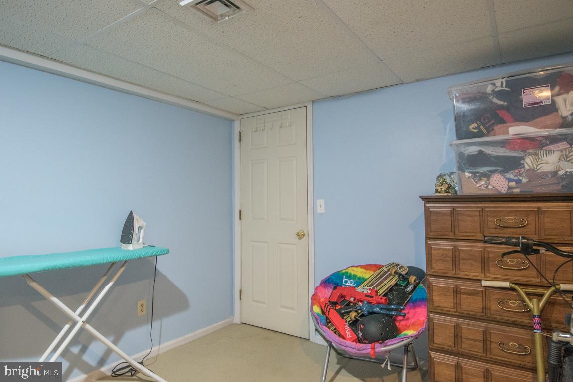 2950 Aster Lane Lititz, PA 17543 - Photo 27 of 34