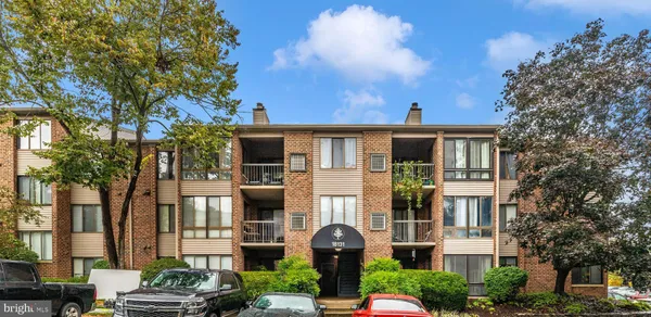 $294,000 | 18131 Chalet Drive, Unit 24202, Germantown, MD 20874