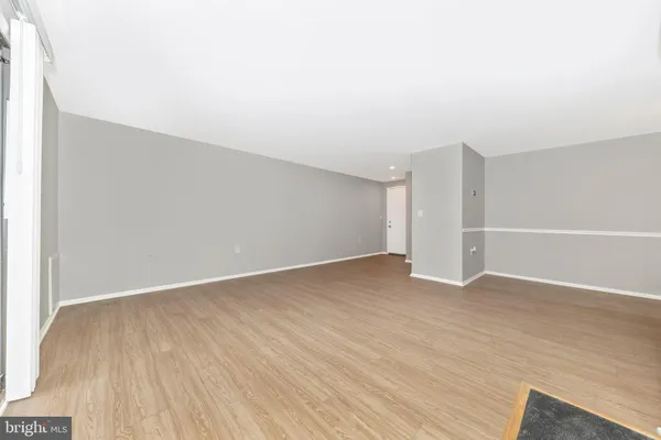 $294,000 | 18131 Chalet Drive, Unit 24202, Germantown, MD 20874