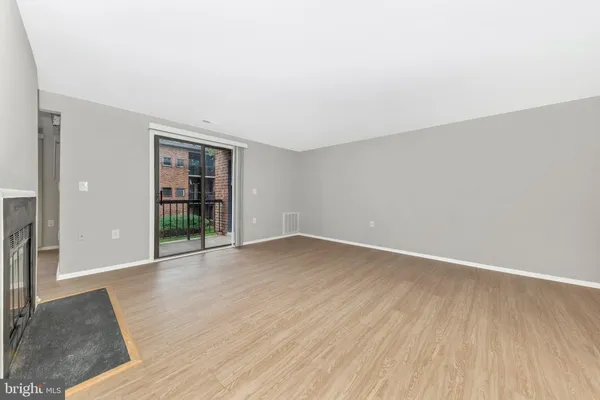 $294,000 | 18131 Chalet Drive, Unit 24202, Germantown, MD 20874