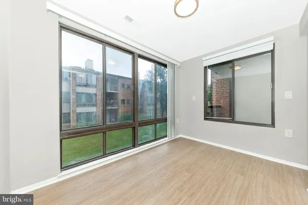 $294,000 | 18131 Chalet Drive, Unit 24202, Germantown, MD 20874