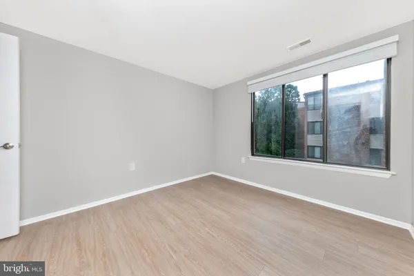 $294,000 | 18131 Chalet Drive, Unit 24202, Germantown, MD 20874