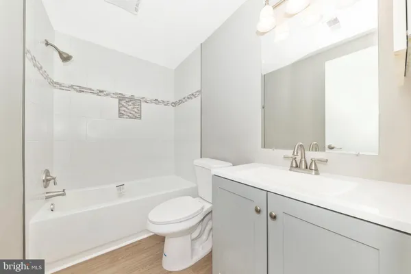 $294,000 | 18131 Chalet Drive, Unit 24202, Germantown, MD 20874