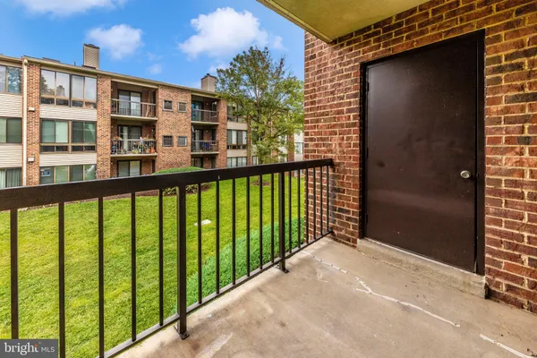 $294,000 | 18131 Chalet Drive, Unit 24202, Germantown, MD 20874