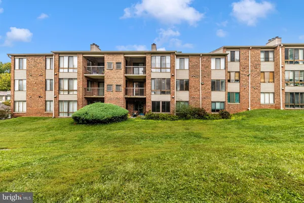 $294,000 | 18131 Chalet Drive, Unit 24202, Germantown, MD 20874