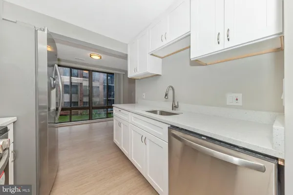 $294,000 | 18131 Chalet Drive, Unit 24202, Germantown, MD 20874