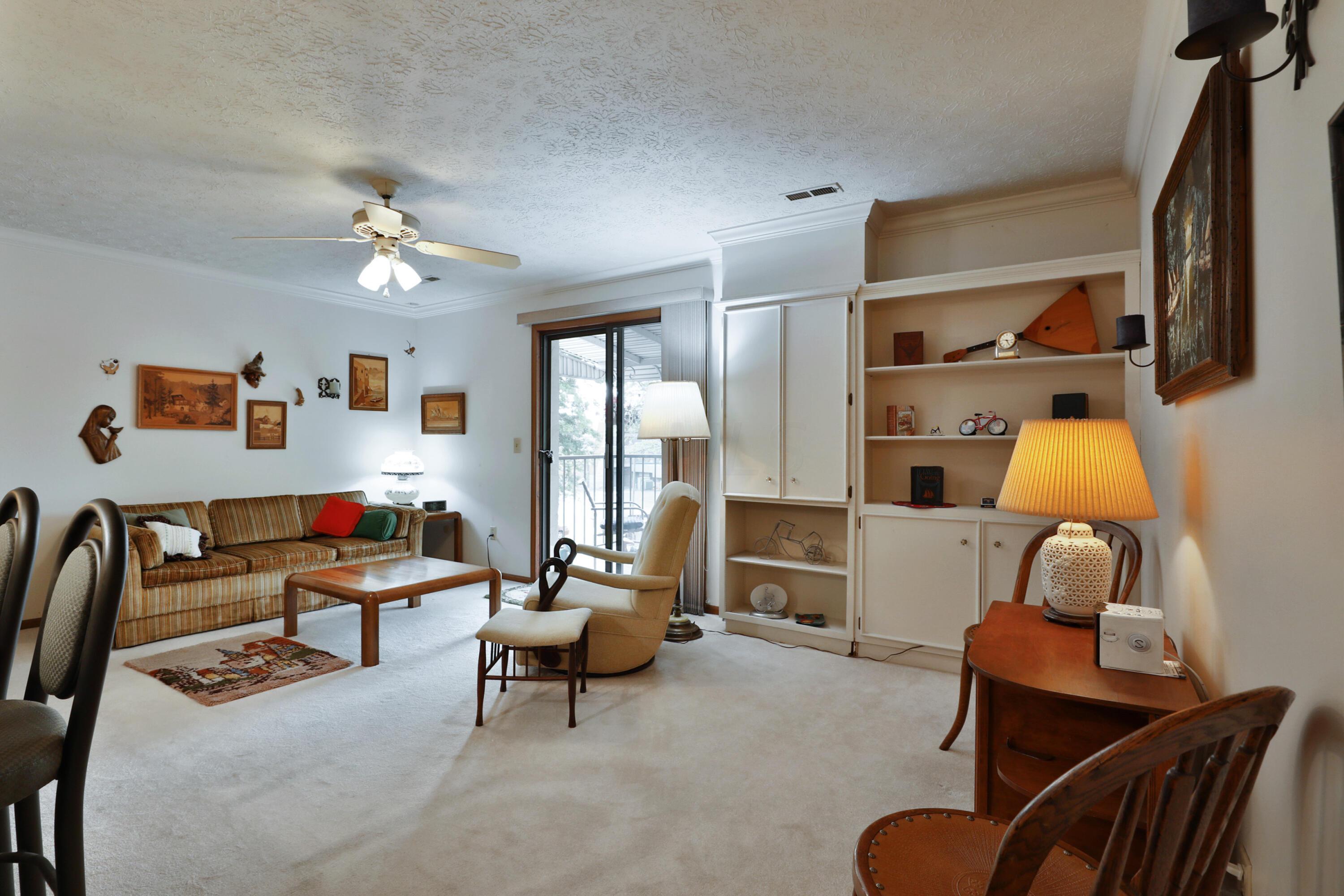 4119 Karl Road, Unit 305 Columbus, OH 43224 - Photo 18 of 37 4119Karl-305-18a