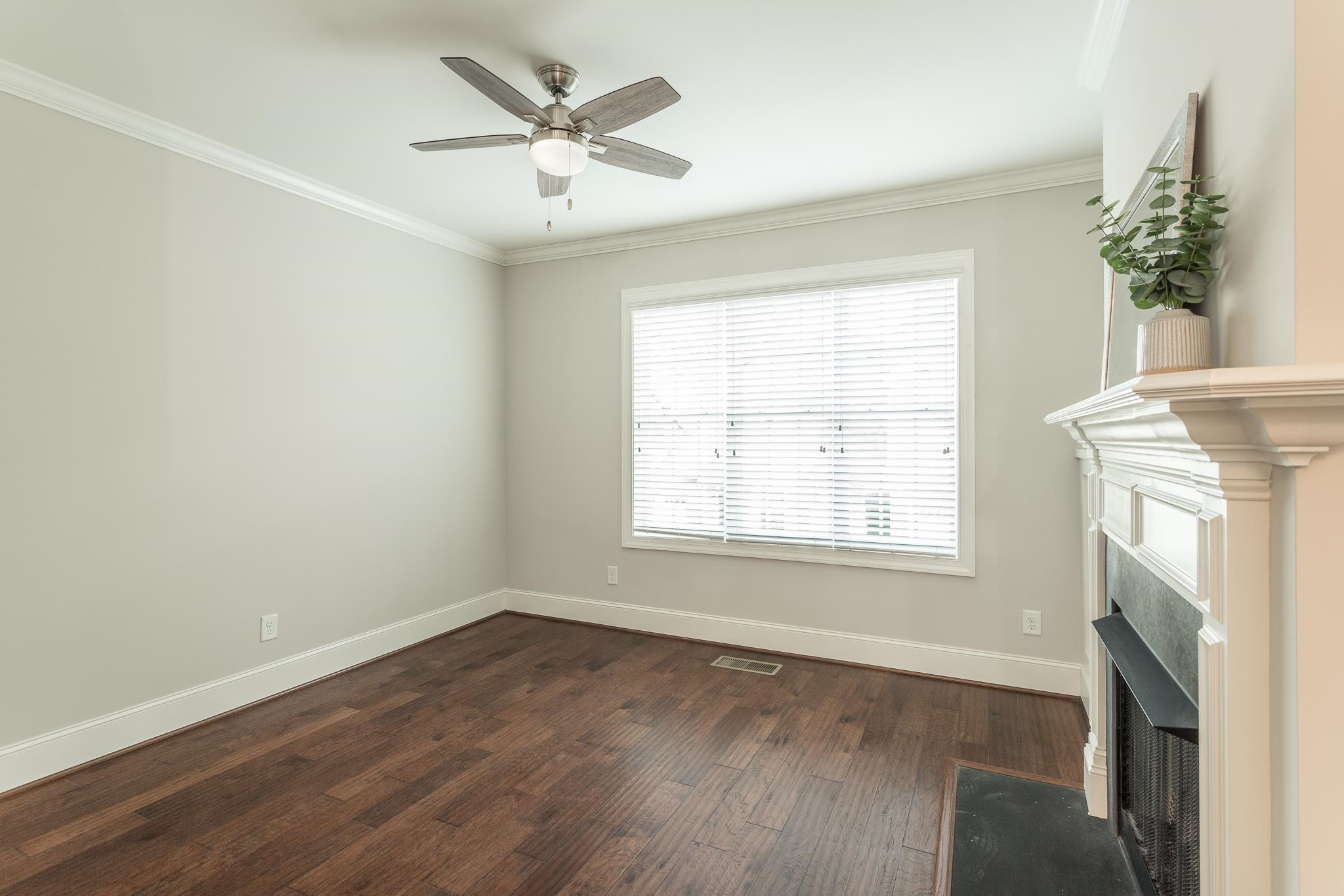 2825 Plumfield Place Raleigh, NC 27607 - Photo 9 of 19 Photo 9