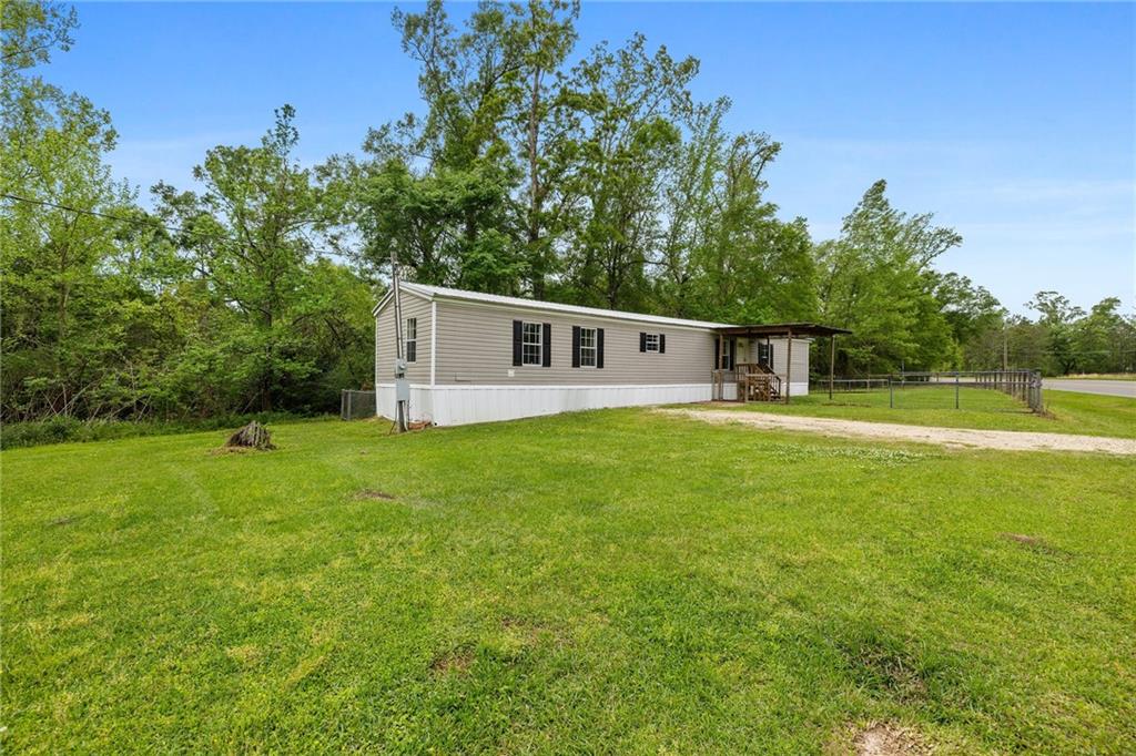 24548 Blood River Road Springfield, LA 70462 - Photo 3 of 18