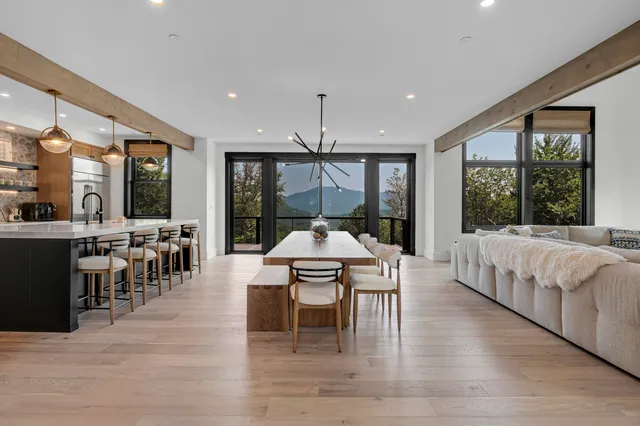 $2,379,000 | 121 Morganite Way, Newry, ME 04261