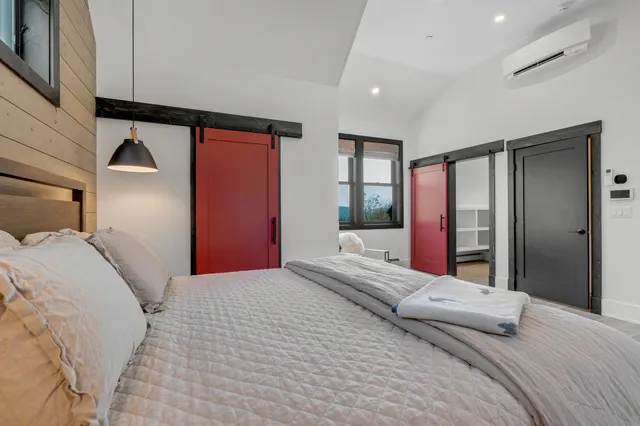 $2,195,000 | 121 Morganite Way, Newry, ME 04261