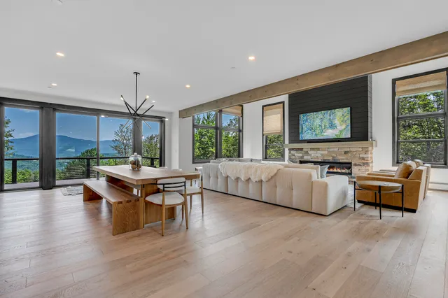 $2,195,000 | 121 Morganite Way, Newry, ME 04261