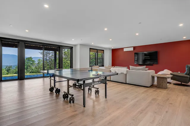 $2,379,000 | 121 Morganite Way, Newry, ME 04261