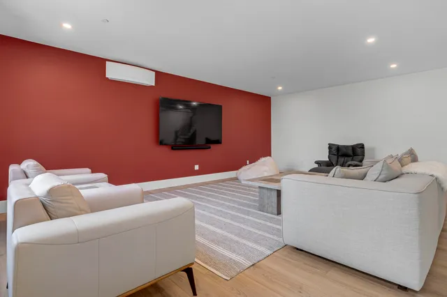 $2,379,000 | 121 Morganite Way, Newry, ME 04261