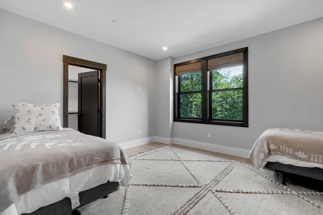 $2,379,000 | 121 Morganite Way, Newry, ME 04261