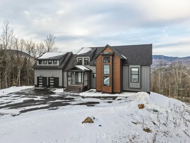 $2,195,000 | 121 Morganite Way, Newry, ME 04261