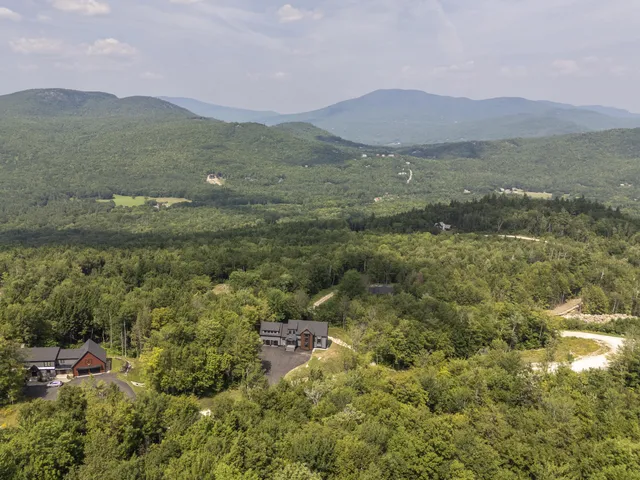 $2,195,000 | 121 Morganite Way, Newry, ME 04261
