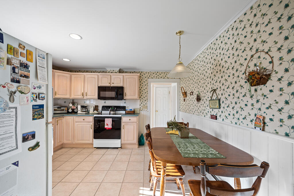 18 Eustis Parkway Waterville, ME 04901 - Photo 13 of 35 Kitchen
