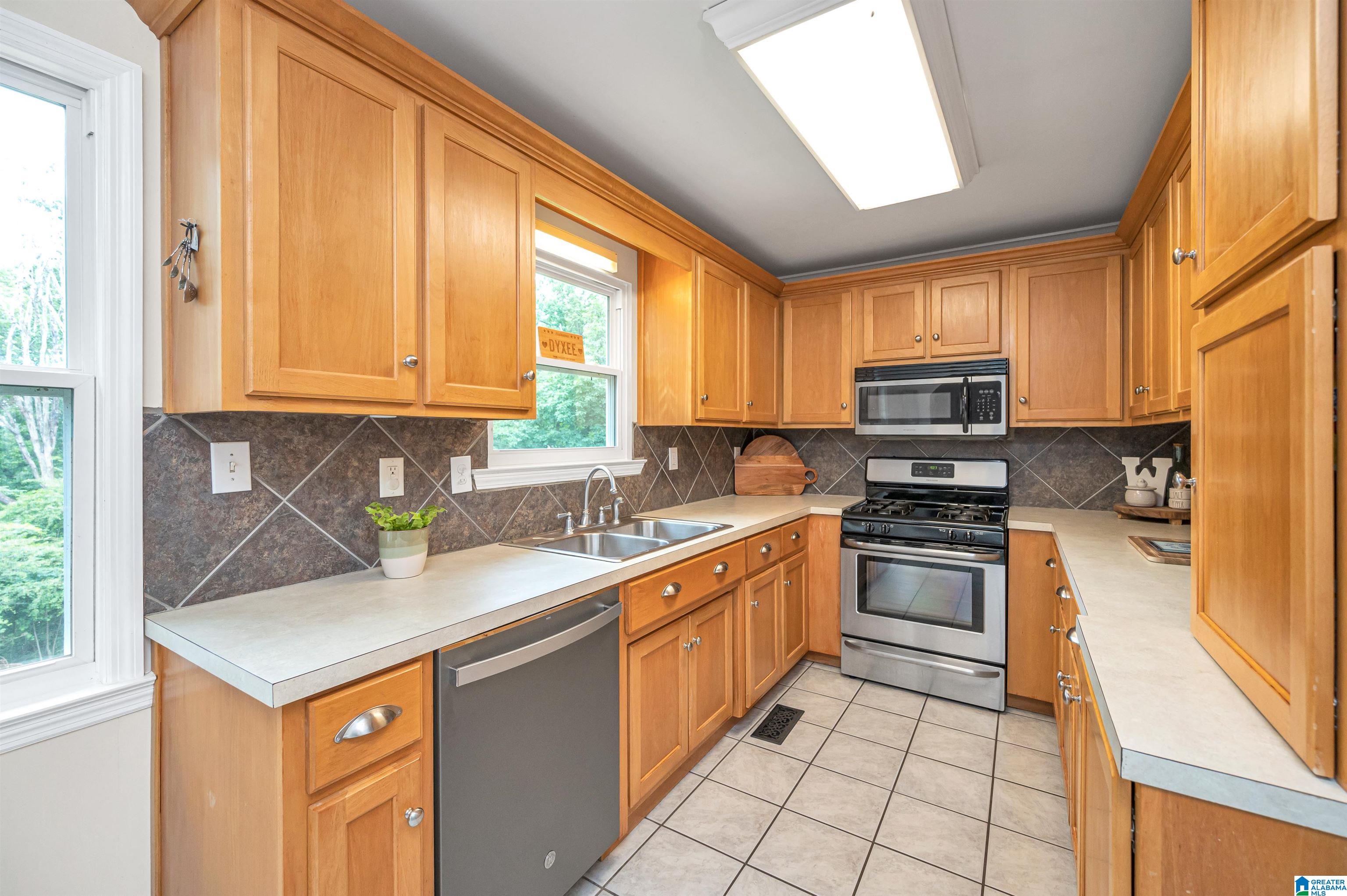 7370 Roper Tunnel Road Trussville, AL 35173 - Photo 12 of 43