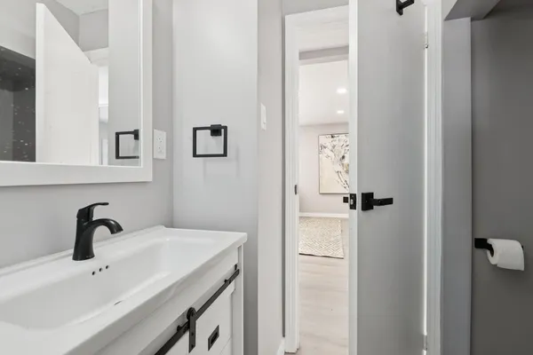 $429,900 | 4N327 7th Avenue, Addison, IL 60101