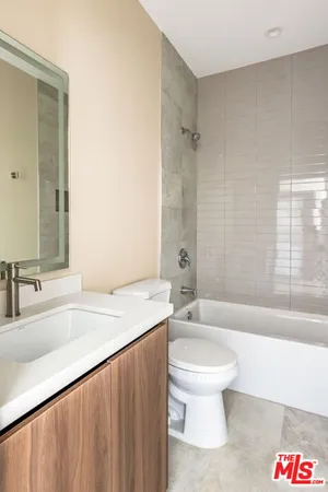 $3,850 | 4905 St Elmo Drive, Los Angeles, CA 90019