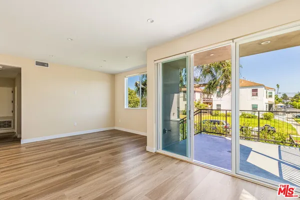 $3,850 | 4905 St Elmo Drive, Los Angeles, CA 90019