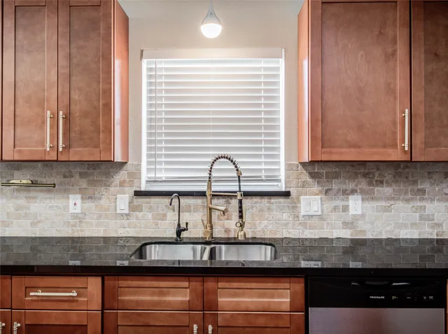 $2,000 | 13618 Woodspire Drive, Houston, TX 77085