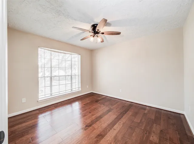 $2,000 | 13618 Woodspire Drive, Houston, TX 77085