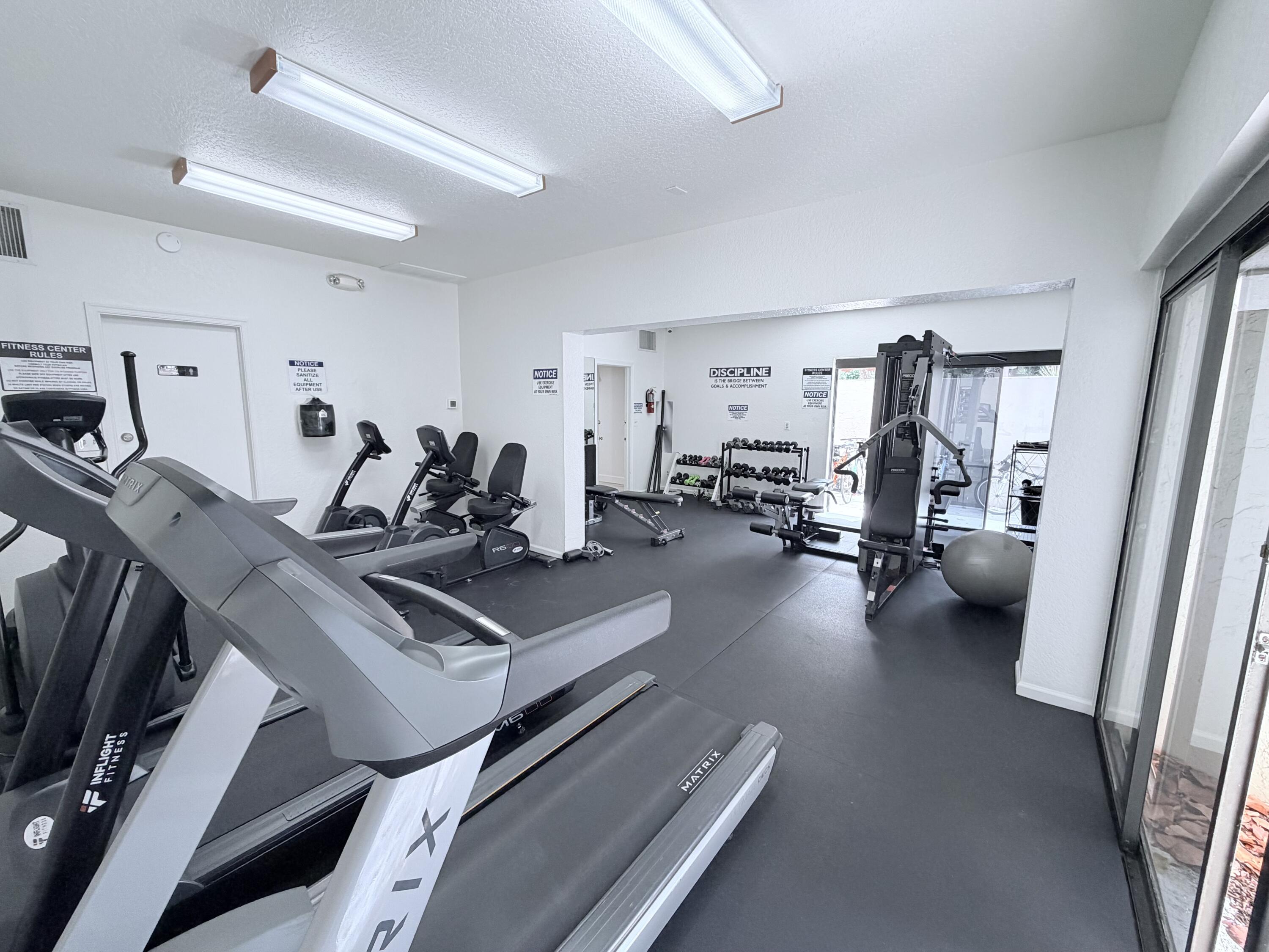 777 South Federal Highway, Unit RPH11 Pompano Beach, FL 33062 - Photo 23 of 32 IMG_8136