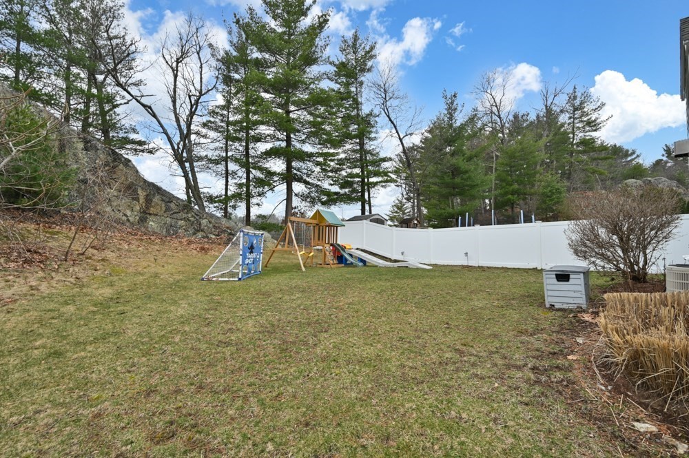 8 Gates Lane, Unit A Wakefield, MA 01880 - Photo 38 of 42