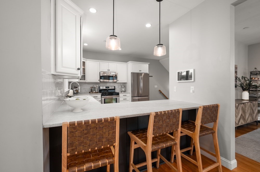 8 Gates Lane, Unit A Wakefield, MA 01880 - Photo 9 of 42