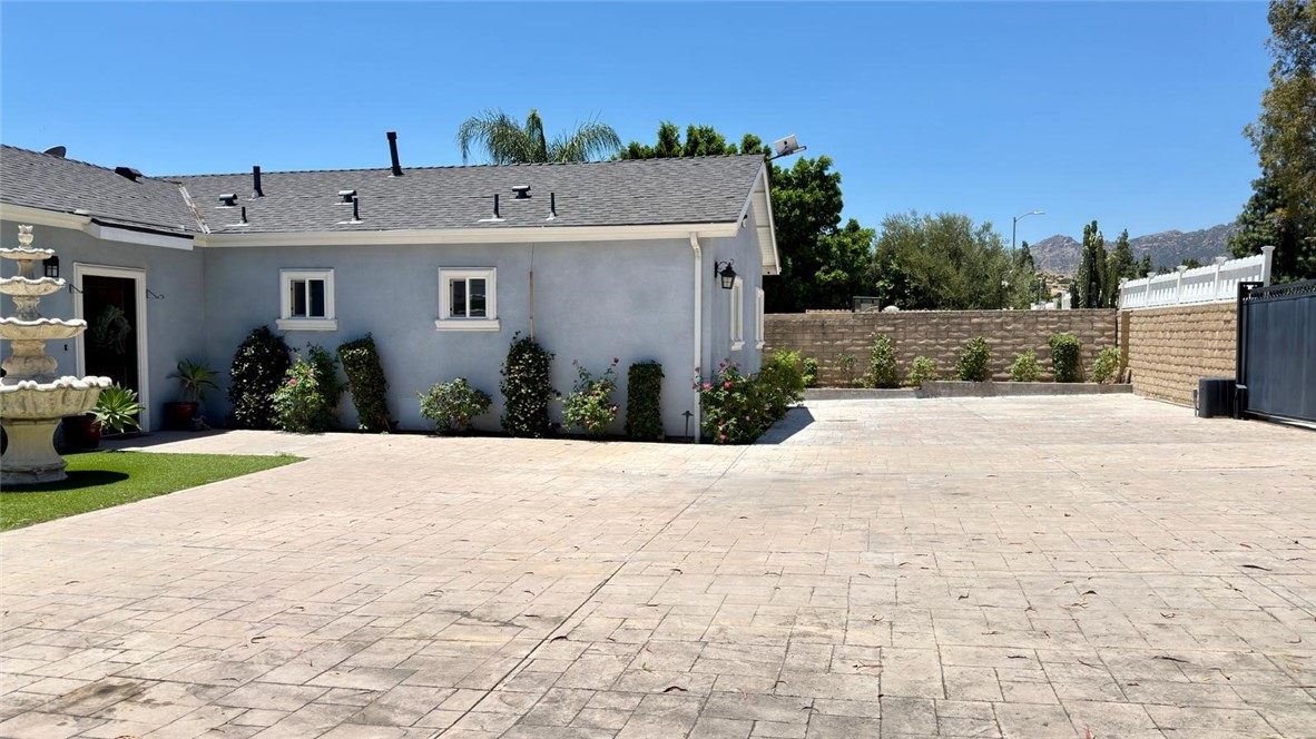 21224 West Rinaldi Chatsworth, CA 91311 - Photo 48 of 72