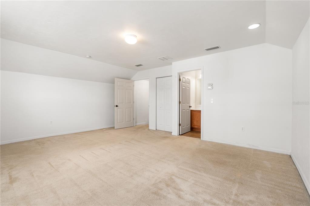 9984 Northwest 18th Road Gainesville, FL 32606 - Photo 16 of 30 Gallery Image 16