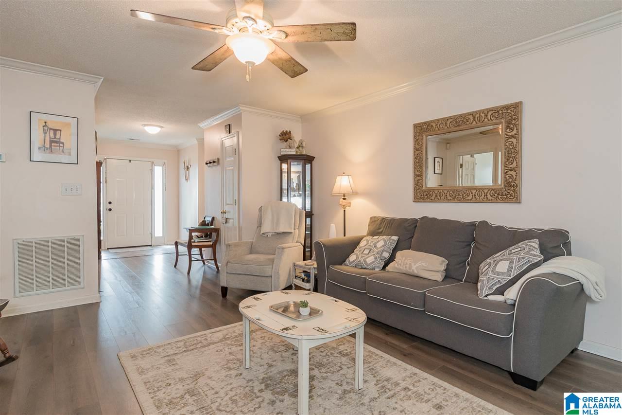 161 Lake Terrace Alabaster, AL 35007 - Photo 11 of 39