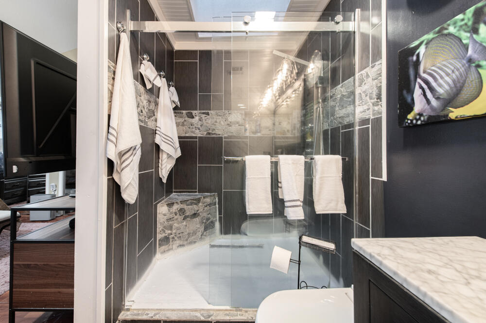 3254 Summerchase Circle Augusta, GA 30909 - Photo 10 of 20 Tiled Shower!