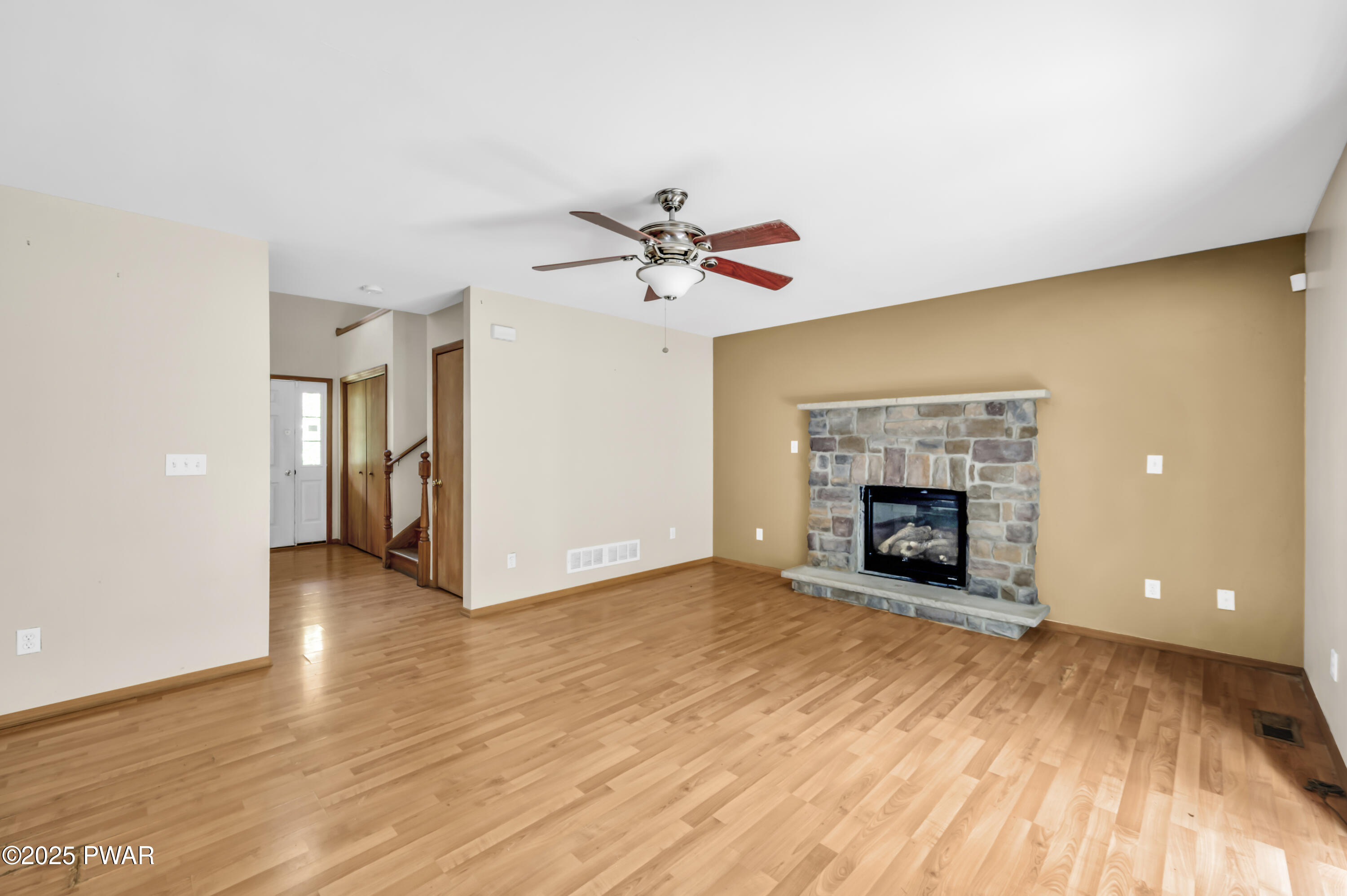 2117 Owl Pass Road Bushkill, PA 18324 - Photo 13 of 43