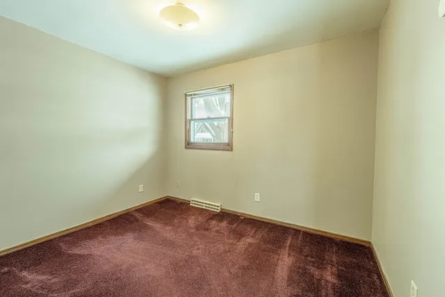 $325,000 | 195 Ash Street, Oregon, WI 53575