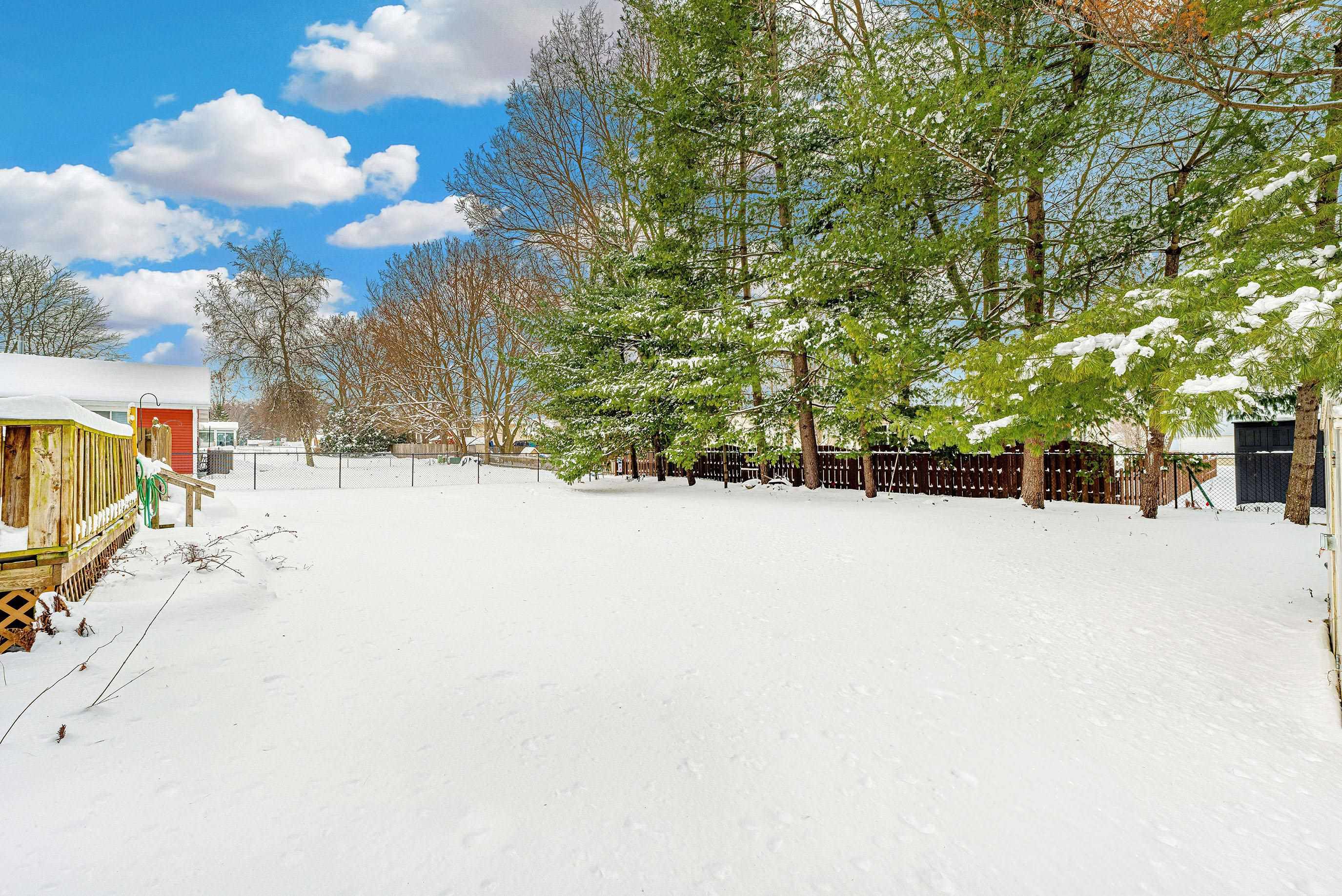 195 Ash Street Oregon, WI 53575 - Photo 3 of 38